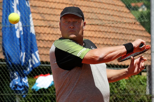 Mannschaftsführer Erwin Korbe und sein 45+-Zweierteam holten den Vizemeistertitel nach Vordersdorf. | Foto: Franz Krainer