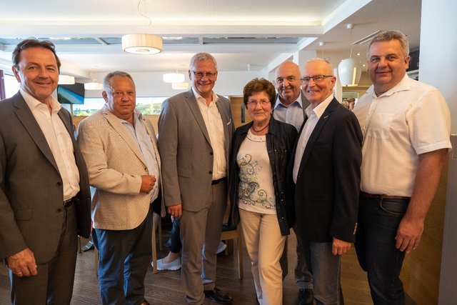 Nikolaus Berlakovich, Rudolf Strommer, Thomas Steiner, Marianne Hahn, Albert Maschler, Werner Gradwohl, Hannes Igler | Foto: Niklos