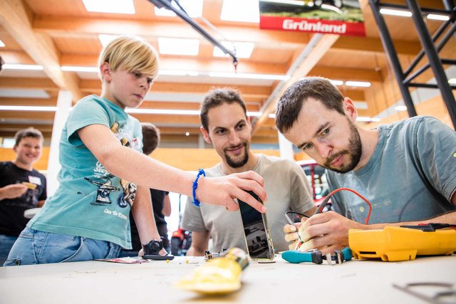 Viel Technik und eine jede Menge Spaß gab's in Kundl für die Kinder. | Foto: Lindner