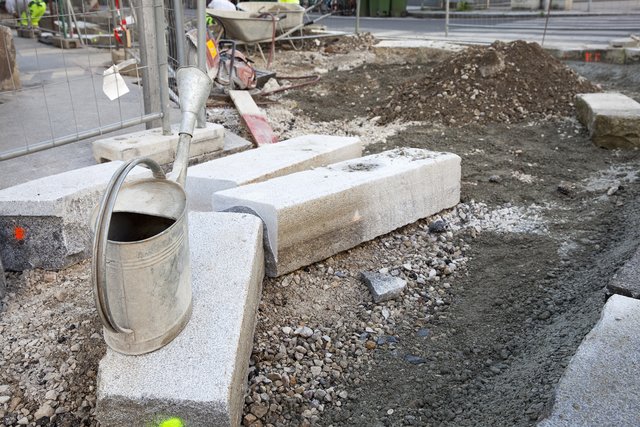 Fahrbahnschäden im Bereich der Gumpendorferstraße werden am Wochenende, von Freitag, 2. August, bis Montag, 5. August, zu Verkehrseinschränkungen führen. | Foto: BV6