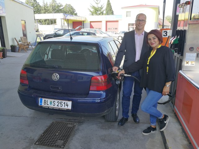 Reyhan Ilbey und Bürgermeister Martin Almstädter freuen sich über die Neuübernahme. | Foto: © Petronell-Carnuntum