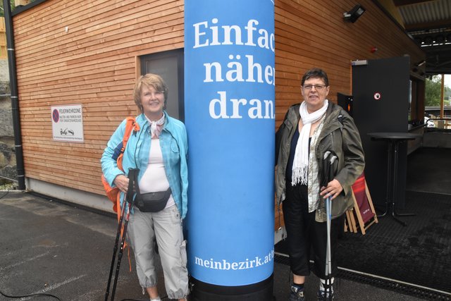 Erika und Evi sind extra aus Wörgl angereist, um die Sommerfrische mitzuerleben.