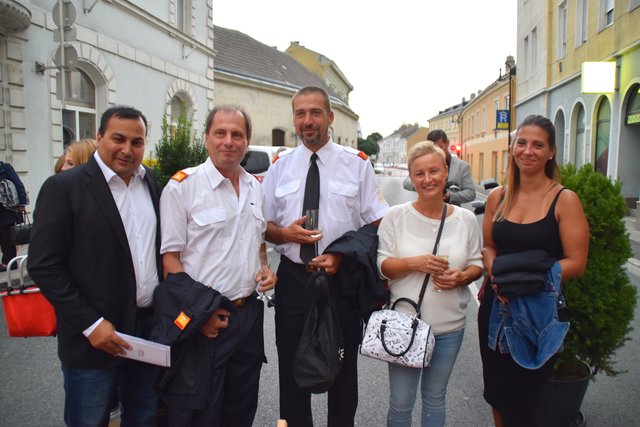 Auch Bezirksfeuerwehrkommandant Wilfried Kargl besuchte die Stockerauer Festspiele. 