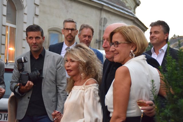 Die Schillers ließen sich ein Foto mit der Landeshauptfrau nicht entgehen.