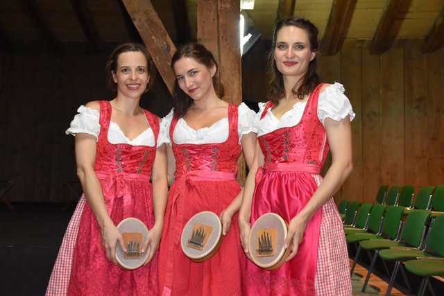 Die Trio konnte mit "Vaginas im Dirndl" schauspielerisch, als auch gesanglich überzeugen.