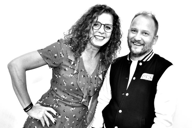 Mode und Musik der 50er Jahre im Nostalgie Shop, Mode und Musik der 50er Jahre im Nostalgie Shop,