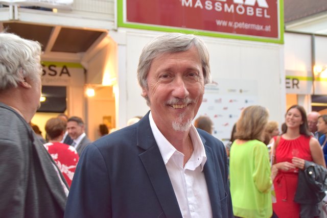 Sorgte für ein absolut geniales Bühnenbild: Manfred Waba.