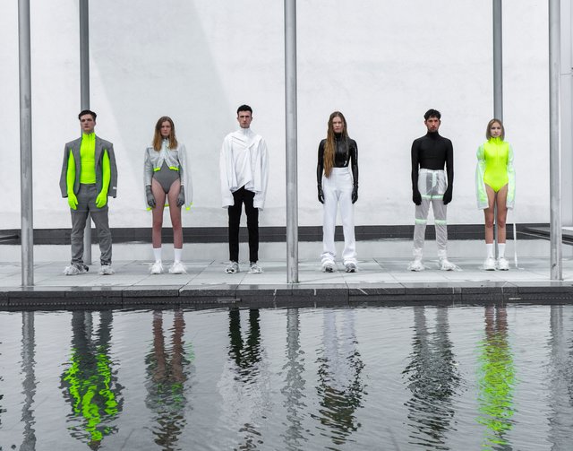 Models von links nach rechts: Daniel Farnbacher, Selina Ogner, Kevin Pawlusek, Audrea Kühnrich, Daniel Kaserbacher, Tabea Sommeregger; Fotografie – Phillip Scholz, Ausblick Studio | Foto: Modeschule Hallein