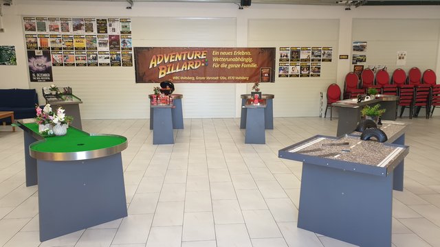 Am Samstag findet in "The Box" ein Turnier statt, eine Mischung aus Adventure Billard und Darts.