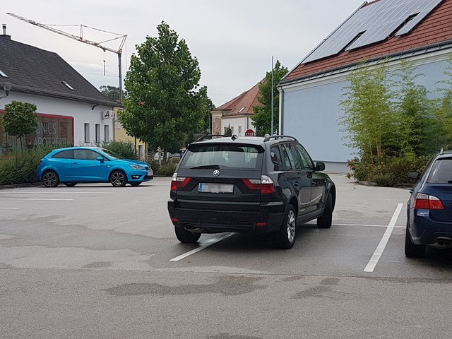 Nur zur Erklärung: Diese Linien bedeuten, dass man sich zwischen rein stellt. | Foto: zVg