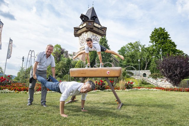 Sehr sportlich: Lang, Hohensinner, Höck (v.l.) | Foto: GEPA