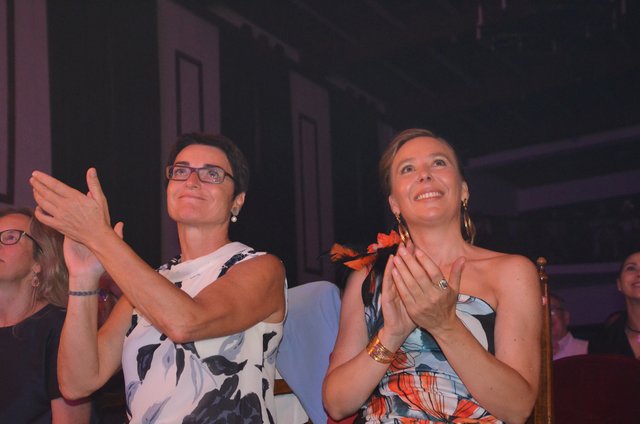Begeistert: Beate Prettner und Julia Malischnig