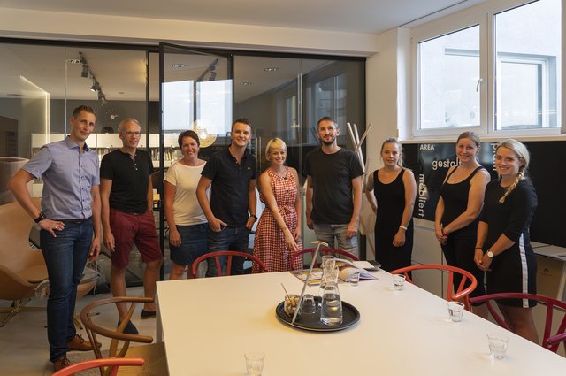 Die Teilnehmer überzeugten sich selbst von der inspirierenden Atmosphäre bestehender Coworking Spaces.