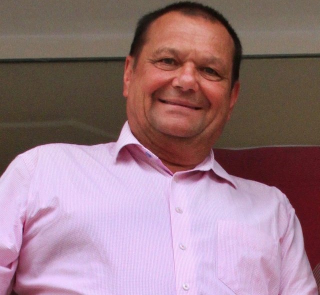 Eduard Posch lässt Denkmaleigenschaften des bestehenden Krankenhauses Oberwart prüfen.