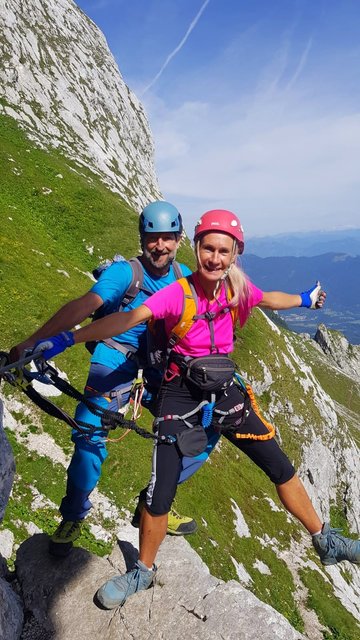 und immer schön lächeln..geht am Besten mit einem Bein