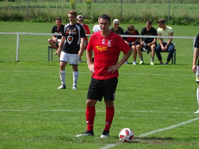 Maria Gail's 3fach Torschütze Saso Kovacevic, aktuell bester Torschütze der 1b