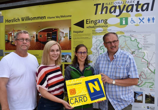 Friedrich Schechtner, Eva-Maria Himmelbauer, Theresa Brandstetter und Richard Hogl beim Ausflugsziel "Nationalpark Thayatal". | Foto: VP Hollabrunn