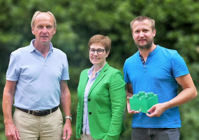 Bürgermeister Herbert Brunsteiner, Stadträtin und Landtagsabgeordnete Elisabeth Kölblinger und Gemeinderat Robert Berghammer (ÖVP) (v.l.) | Foto: ÖVP Vöcklabruck