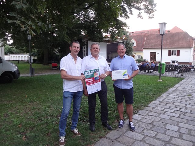 v.l.n.r. Andreas Puntigam, Bgm. Schmidlechner, KEM Manager Robert Frauwallner