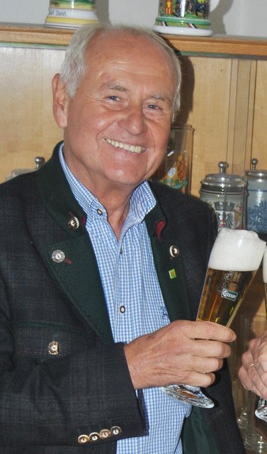 Ein letztes Prost! Karl Detschmann ist am Sonntag verstorben.