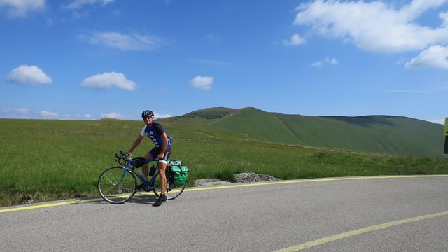 Die Transalpina in den rumänischen Karpaten mit dem höchsten Pass auf 2.145 Metern war eine der Herausforderungen der Tour.  | Foto: Turnowsky