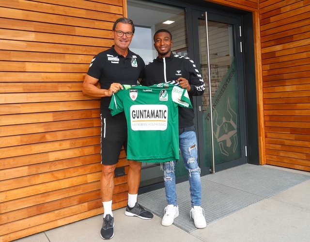 Gerald Baumgartner und Kelvin Arase.