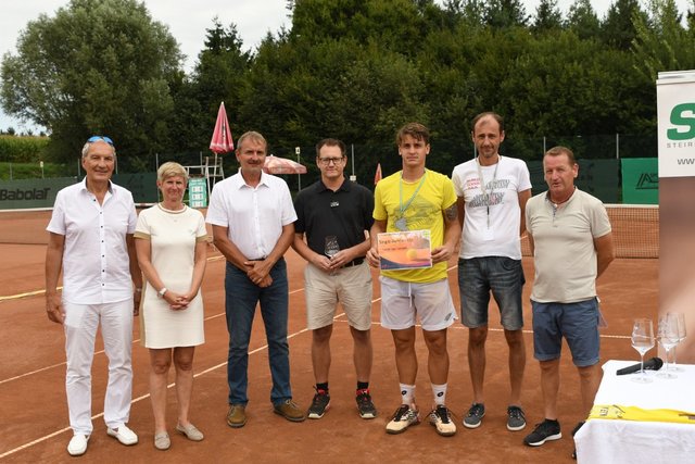 Der Tscheche Jonas Forejtek setzte sich im Einzelbewerb nach einem spannenden Finale durch.