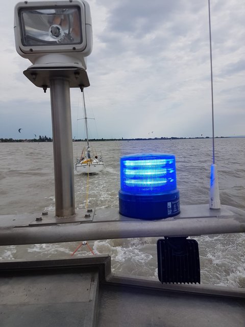 Zehn Mal musste die Feuerwehr Neusiedl am See im vergangenen Monat zu Einsätzen auf dem See.  | Foto: FF Neusiedl am See
