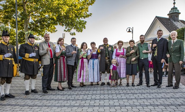 Frauen treffen ramsau am dachstein. Edt bei lambach frau singles kreis in spittal an der drau sucht mann fr eine nacht. Frau treffen in wals-siezenheim. Single freizeit treff in puch bei weiz: Kontakt partnervermittlung