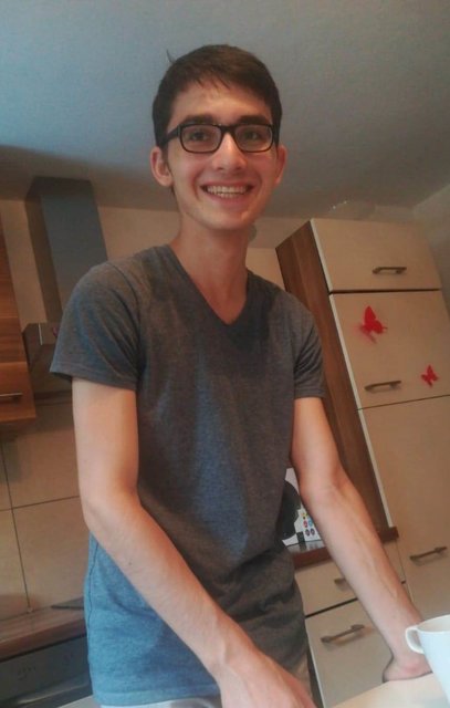 Dieser 17-jährige Flaurlinger ist abgängig.