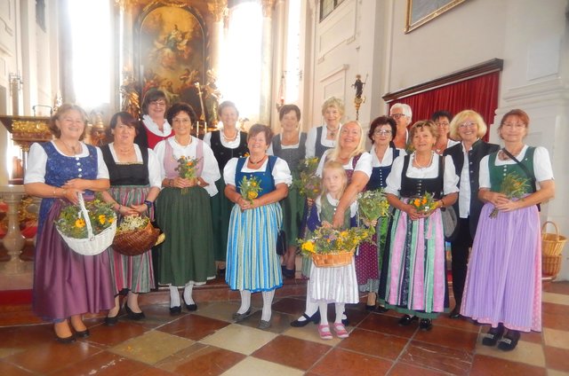 Die Helferinnen beim 1o Uhr Gottesdienst