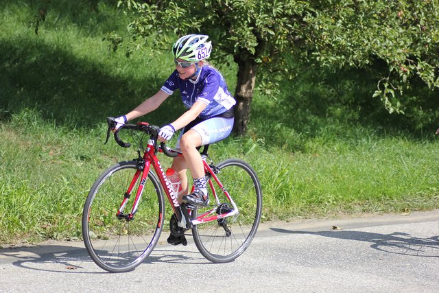 Anna Schöttl im Rennen U13/Mädchen U14 | Foto: Karl Hammerschmid/Radclub Walding