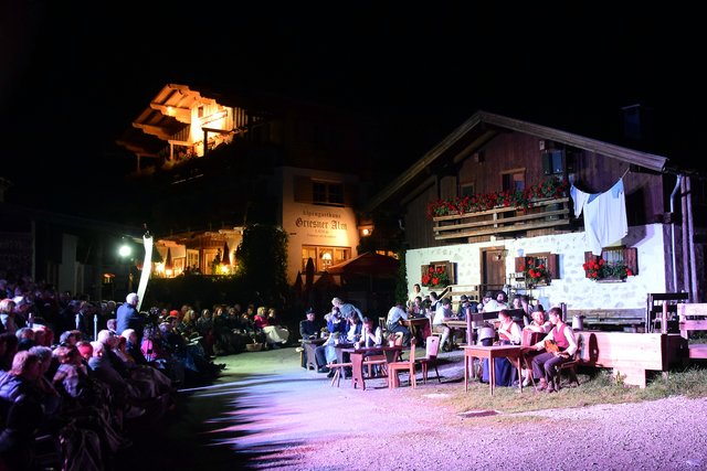 Der Jöchi Toifi 2019 - Spielstätte Griesner Alm am "Wilden Kaiser".