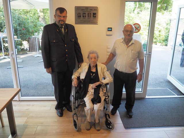 Ehrengast Hermine Ullrich, Klaus Mezgolits und Bruno Reithofer.