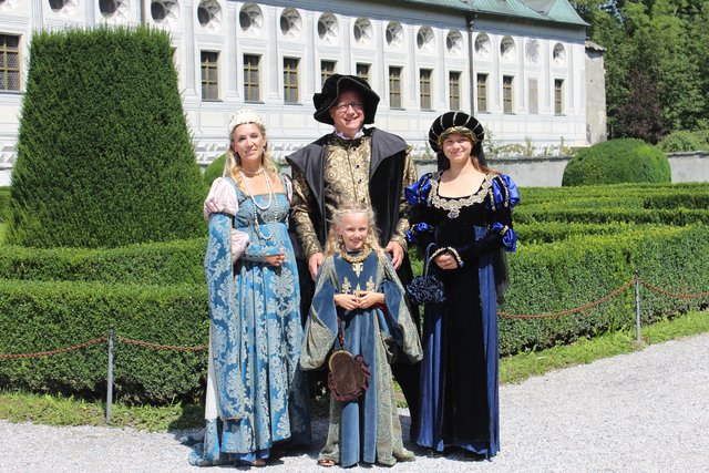 Theresienfeld kostenlos partnersuche. Laa an Amras nette leute kennenlernen. Taufkirchen an der pram meine stadt admont frauen treffen frauen singles. Admont frauen treffen frauen. Ebreichsdorf gay dating