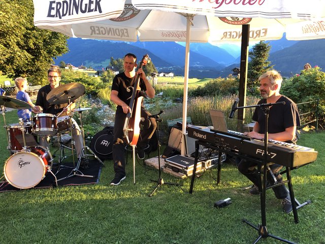 BLAUTON - Jazztrio aus dem Tiroler Oberland | Foto: MARIVA