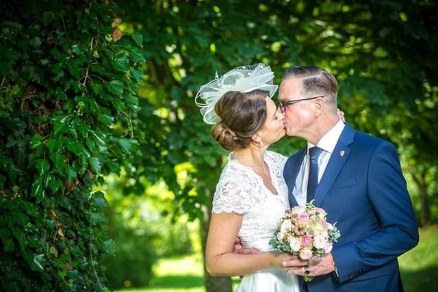 Helmut Linhart und Andrea heirateten. Wir wünschen alles Gute für die Zukunft! | Foto: RoVo Photography