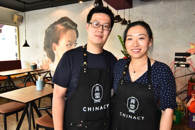 Tao Yu und Lin Liu eröffneten mit dem "Chinacy" ihr erstes Lokal und bieten darin echte chinesische Küche.