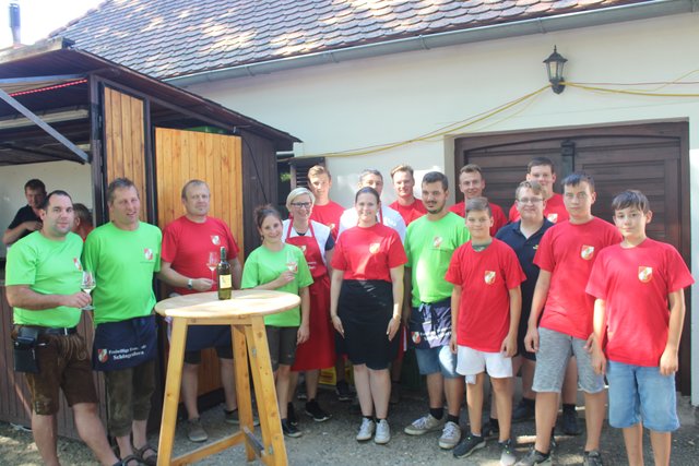Die fleißigen Helfer leisteten hervorragende Arbeit beim Kellergassenfest