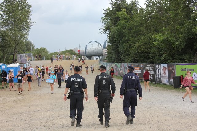 Die Wege wurden verbreitert, der Traisendamm mittels Treppen entschärft.