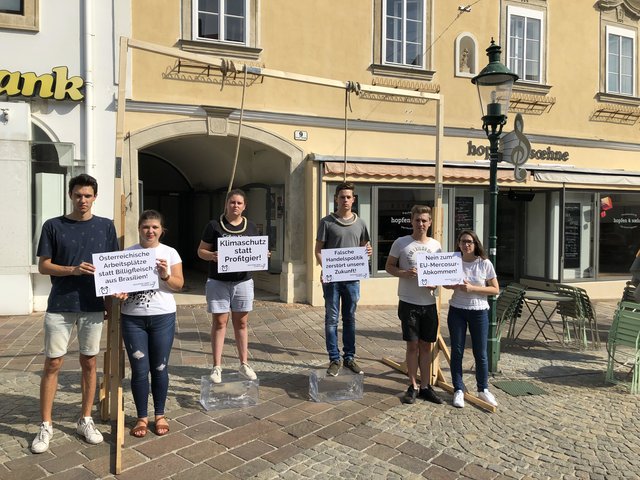 Die Medienaktion der SJ Burgenland in der FUZO Eisenstadt