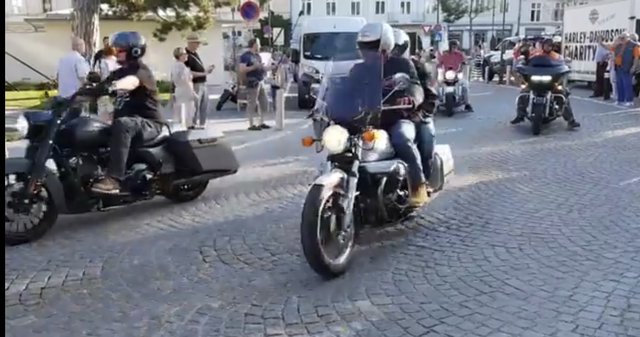 Ankunft Harley Davidson Charity Tour 2019 Josefsplatz Baden