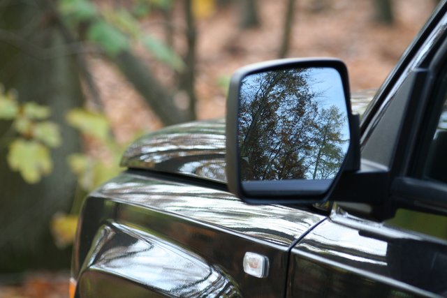 Laut VCÖ-Erhebung ist jeder dritte Neuwagen im Burgenland ein SUV bzw. Geländewagen, die Hälfte sind Firmenwagen. | Foto: Michael Heimann / Pixelio.de