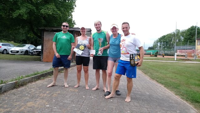 Das Gewinnerteam die "Sandsäcke" freuten sich sichtlich über den Sieg. | Foto: JVP Peuerbach