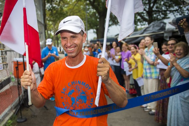 Smarana Puntigam beim Zieleinlauf nach 118 Marathons am Stück  in New York. | Foto: Jowan Gauthier