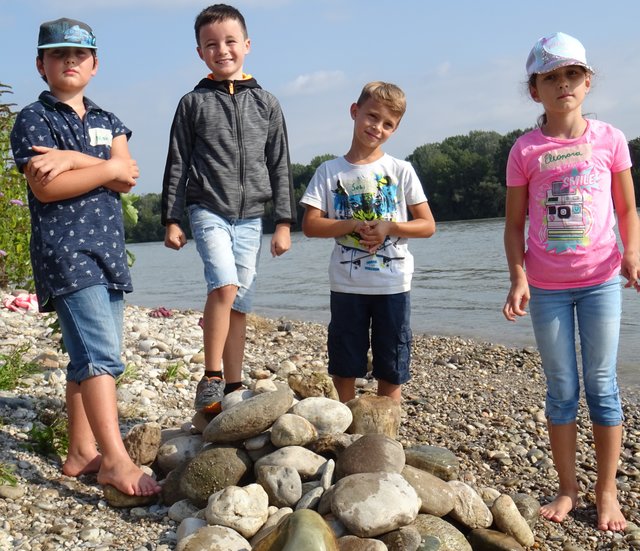 Fertig ist die Steinpyramide | Foto: TVM