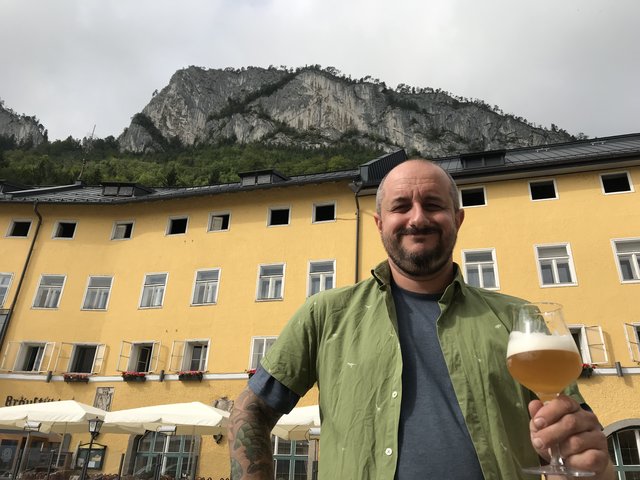 Martin Simion entwickelt und braut neue Biere in Kaltenhausen. 