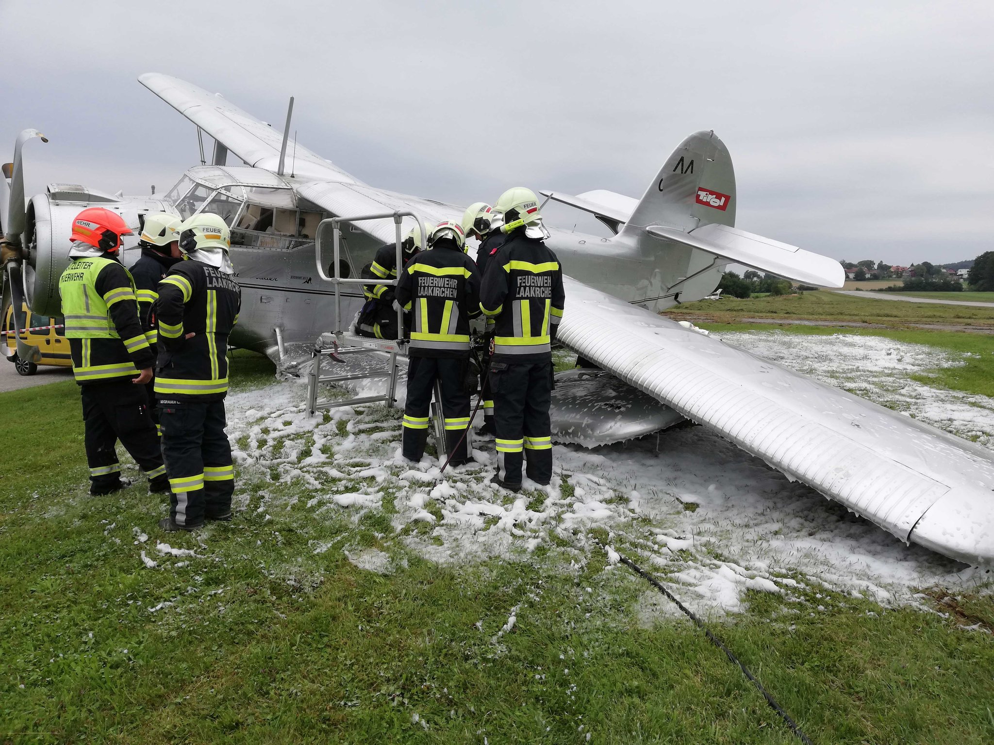 Bruchlandung am Laakirchner Flugplatz: Größter ...