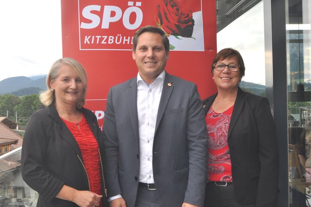 NR-KandidatInnen Claudia Hagsteiner (2), Christian Kovacevic (1) und Anna Grafoner (8).