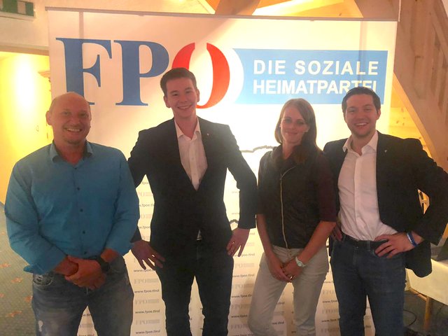 v.l.: Finanzreferent Manuel Winkler, Obmann-Stellvertreter Simon Fleisch, Schriftführerin Bianca Rott und Bezirksparteiobmann Fabian Walch.